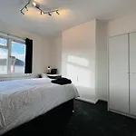 Monthly Offers, 7 Guests, Business, Wifi